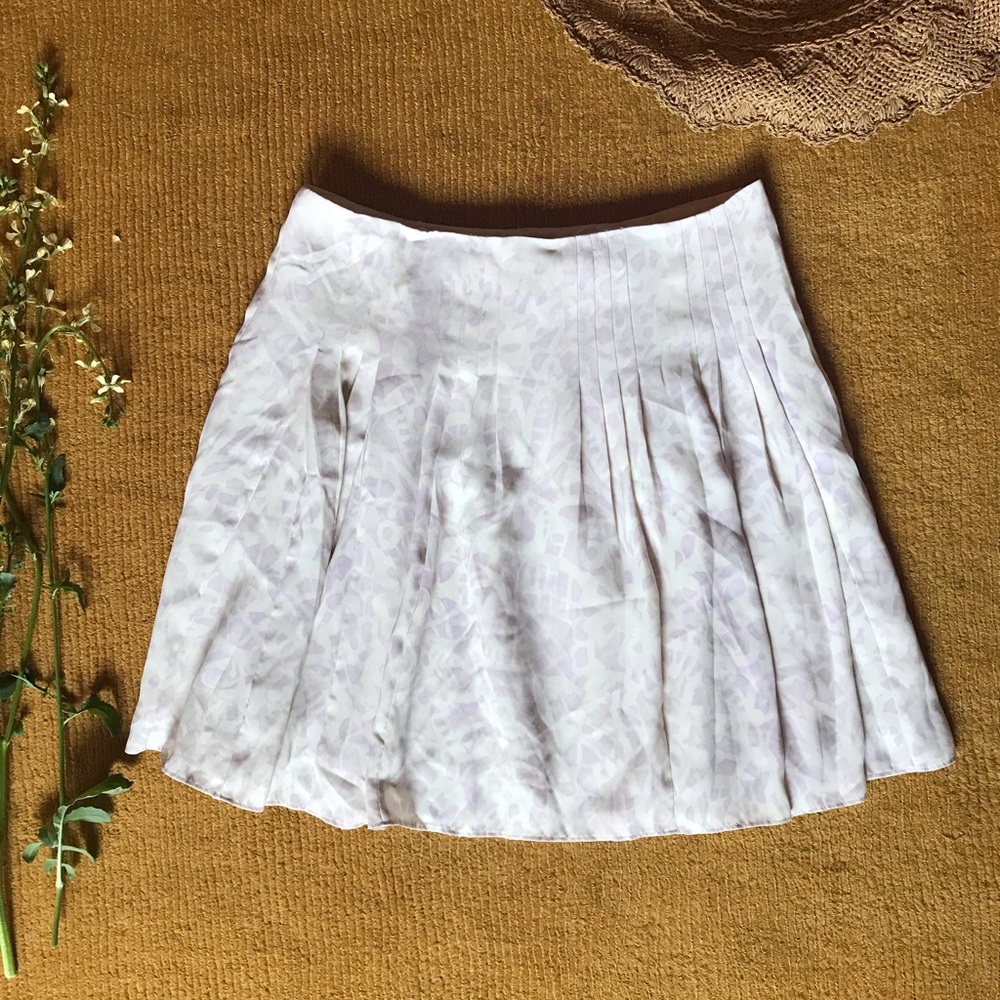 Flowing Ann Taylor loft skirt.